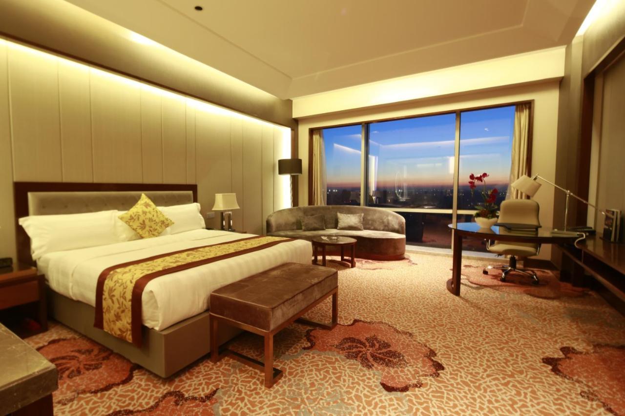 The Longemont Shenyang Hotel Exterior photo